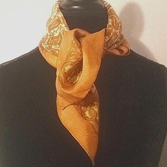 Vintage Paisley Scarf Silky Polyester Brown Square EUC - Picture 6 of 6